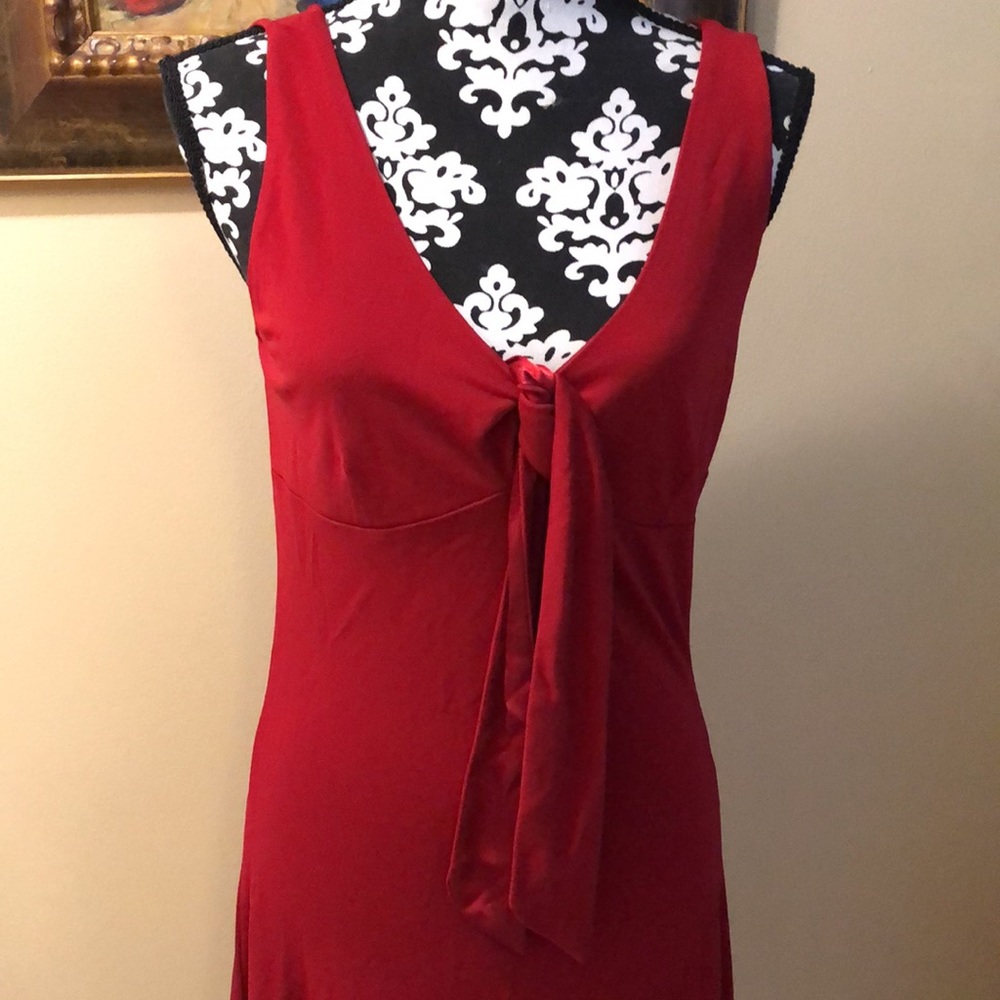 ❤️Deep red long swingy & stretchy dress💃🏻 comfortable and flattering dress - Picture 2 of 11